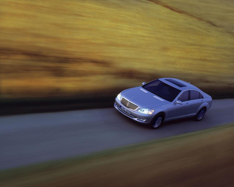 Mercedes-Benz S-Class 2007 года  (фото 251 из 414)